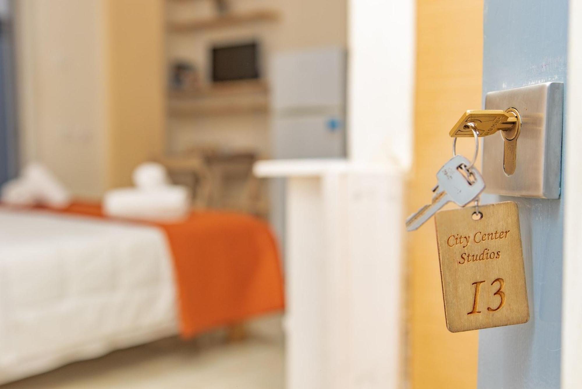 Apartment Center By Cretan Heraklion (Crete)