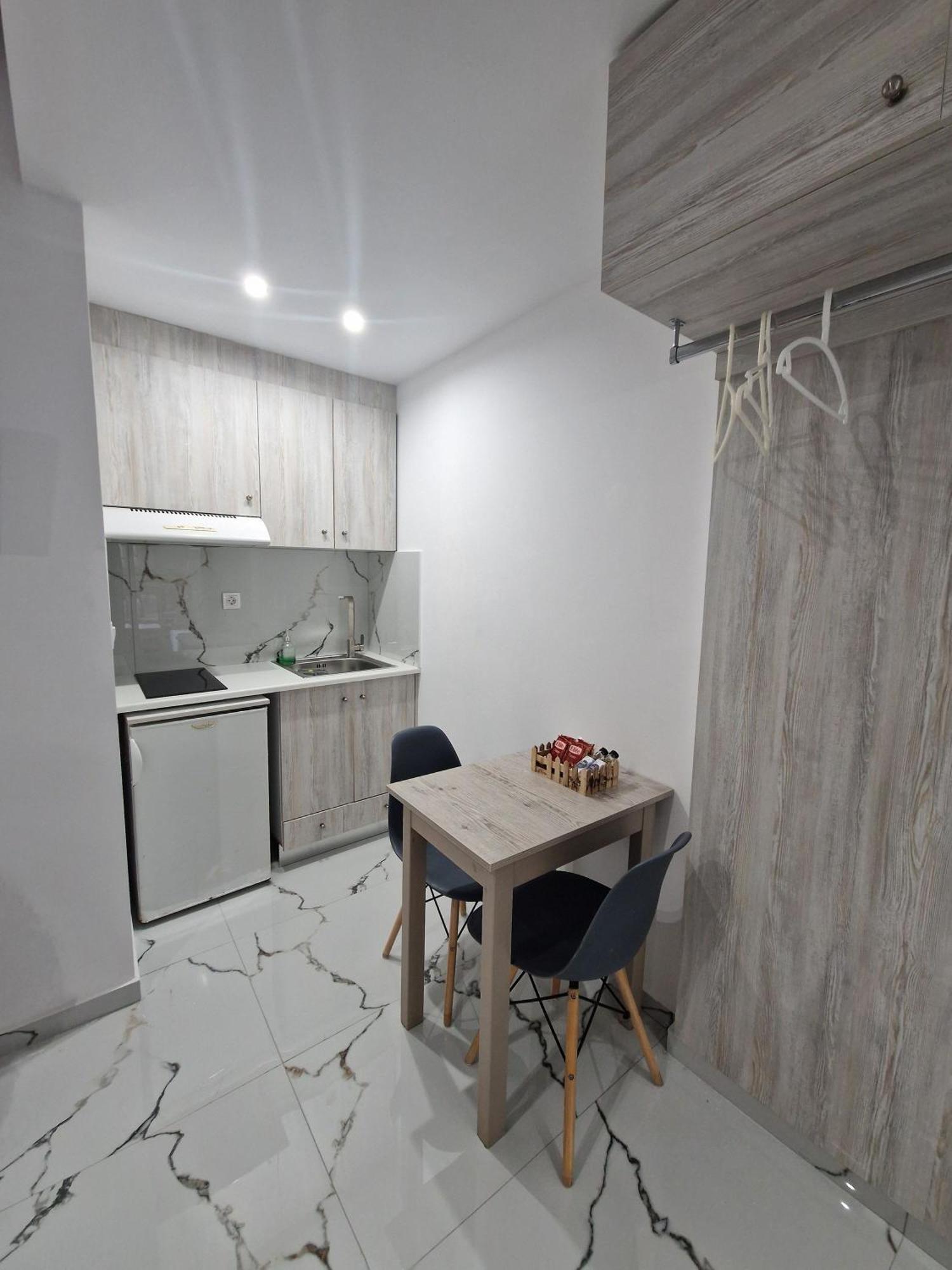 Center By Cretan * Heraklion (Crete)
